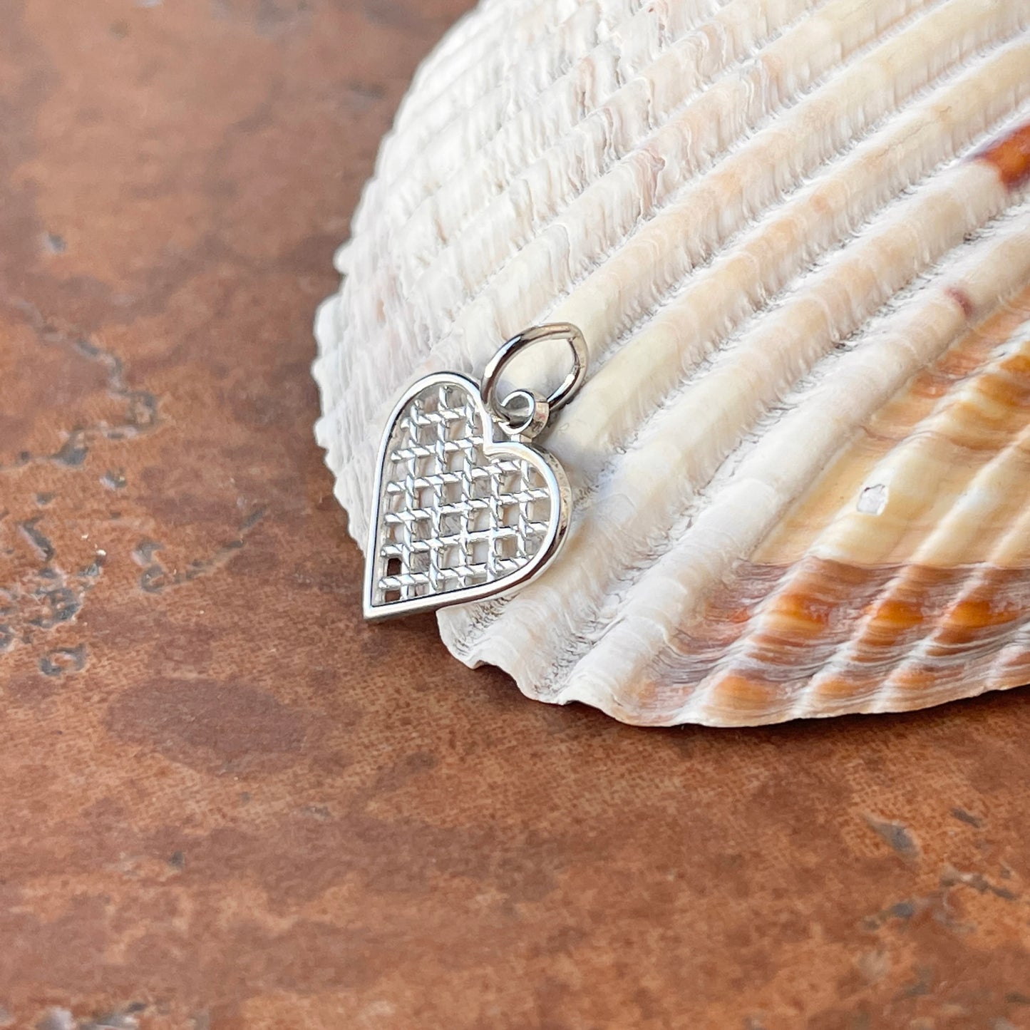 10KT White Gold Small Rope Weave Heart Pendant Charm