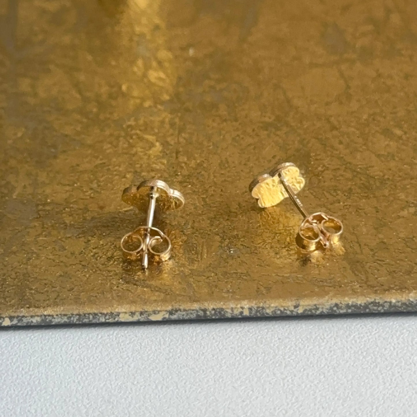 14KT Yellow Gold Black Onyx 4 Leaf Clover Stud Earrings 7mm