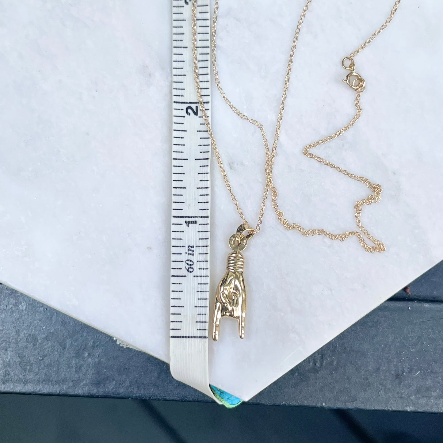 14KT Yellow Gold Italian Mano Cornuto Chain Necklace 25mm