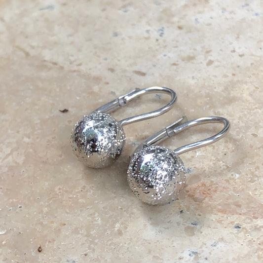 Sterling Silver Polished Diamond-Cut Ball Lever Back Earrings, Sterling Silver Polished Diamond-Cut Ball Lever Back Earrings - Legacy Saint Jewelry
