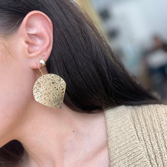 14KT Yellow Gold Large Disc Cobweb Matte Lever Back Earrings