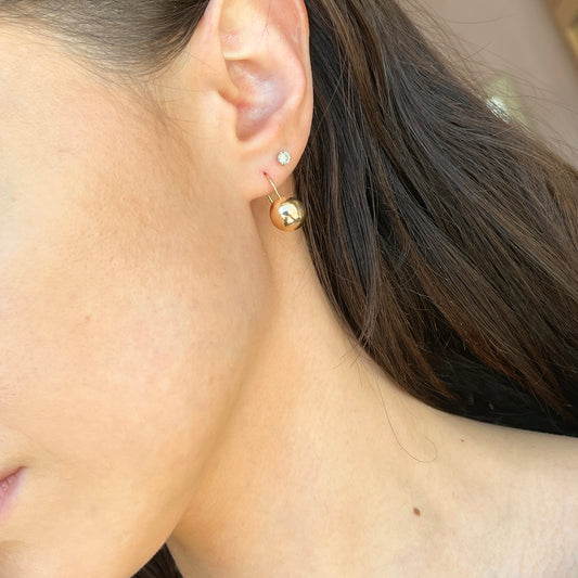 14KT Yellow Gold Polished Half-Ball 10.5mm Kidney Wire Earrings