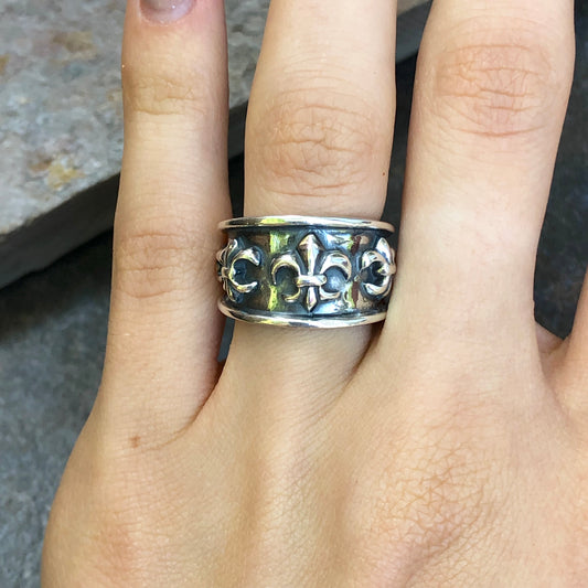 Sterling Silver Antiqued Fleur de Lis Ring Size 9, Sterling Silver Antiqued Fleur de Lis Ring Size 9 - Legacy Saint Jewelry