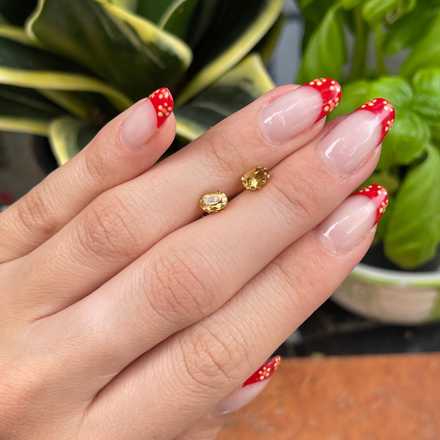 14KT Yellow Gold Oval Citrine Post Stud Earrings