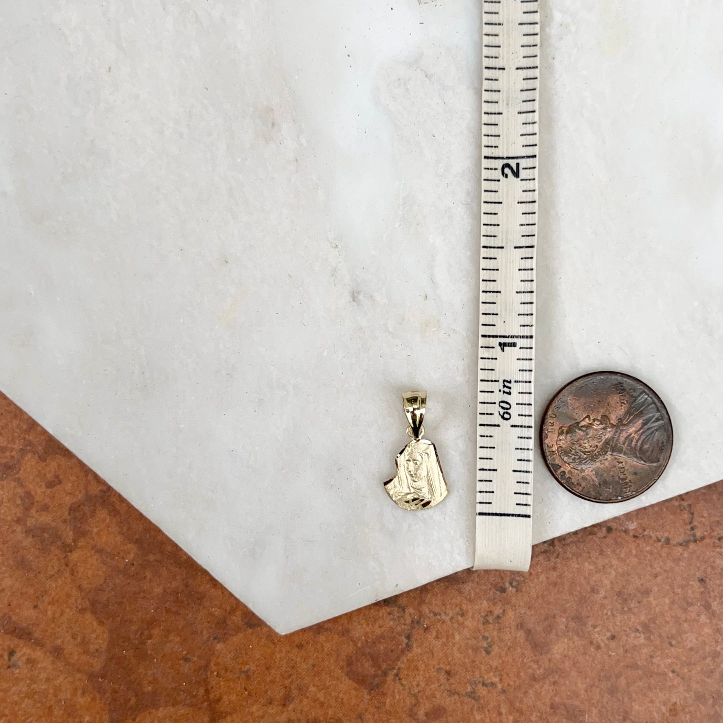 14KT Yellow Gold Diamond-Cut Satin Mother Mary Head Pendant Charm