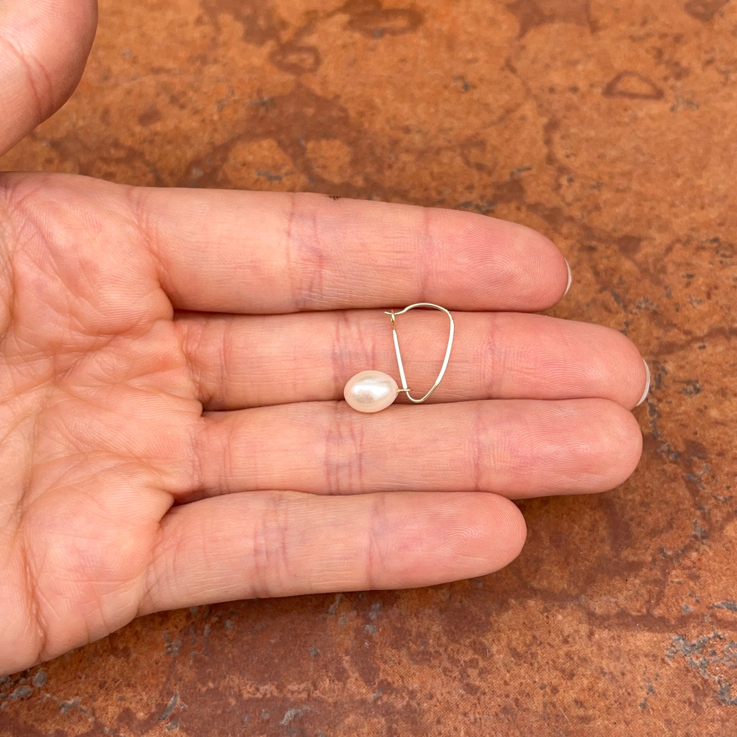 14Kt Yellow Gold Oval Freshwater Pearl Wire Drop Earrings