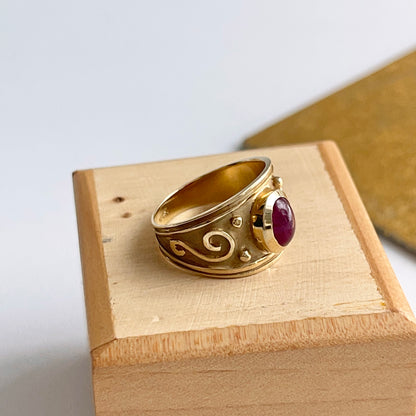 Estate 14KT Yellow Gold Byzantine Oval Ruby Cigar Band Ring