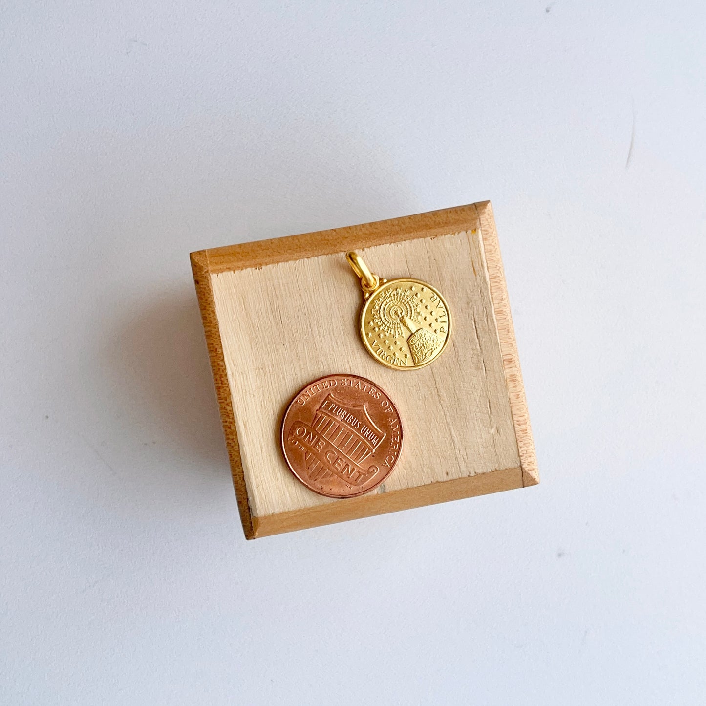 18KT Yellow Gold Matte Our Lady of Pillar Medal Pendant 14mm