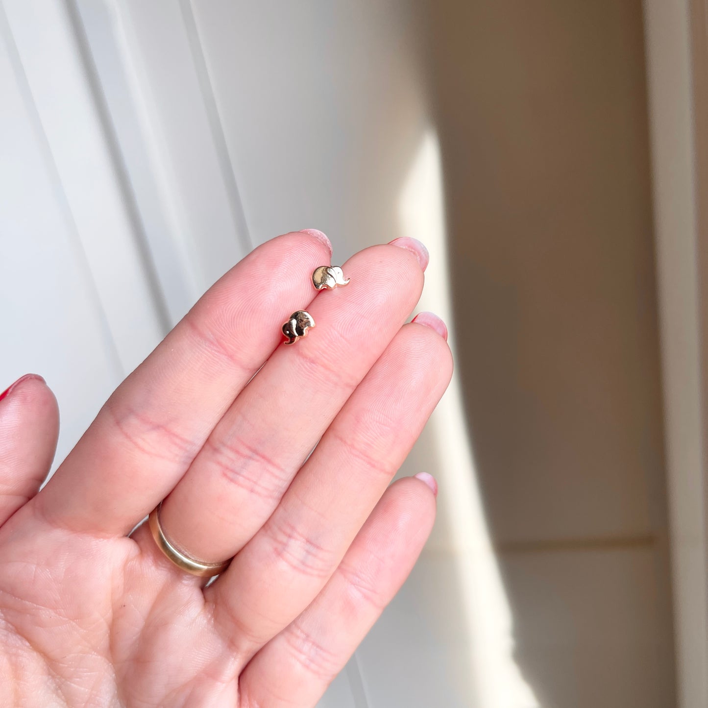 14KT Yellow Gold Mini Elephant Post Stud Earrings