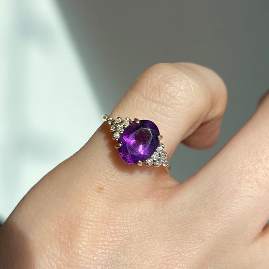 Estate 14KT Yellow Gold Oval 1.70 CT Amethyst + Diamond Ring