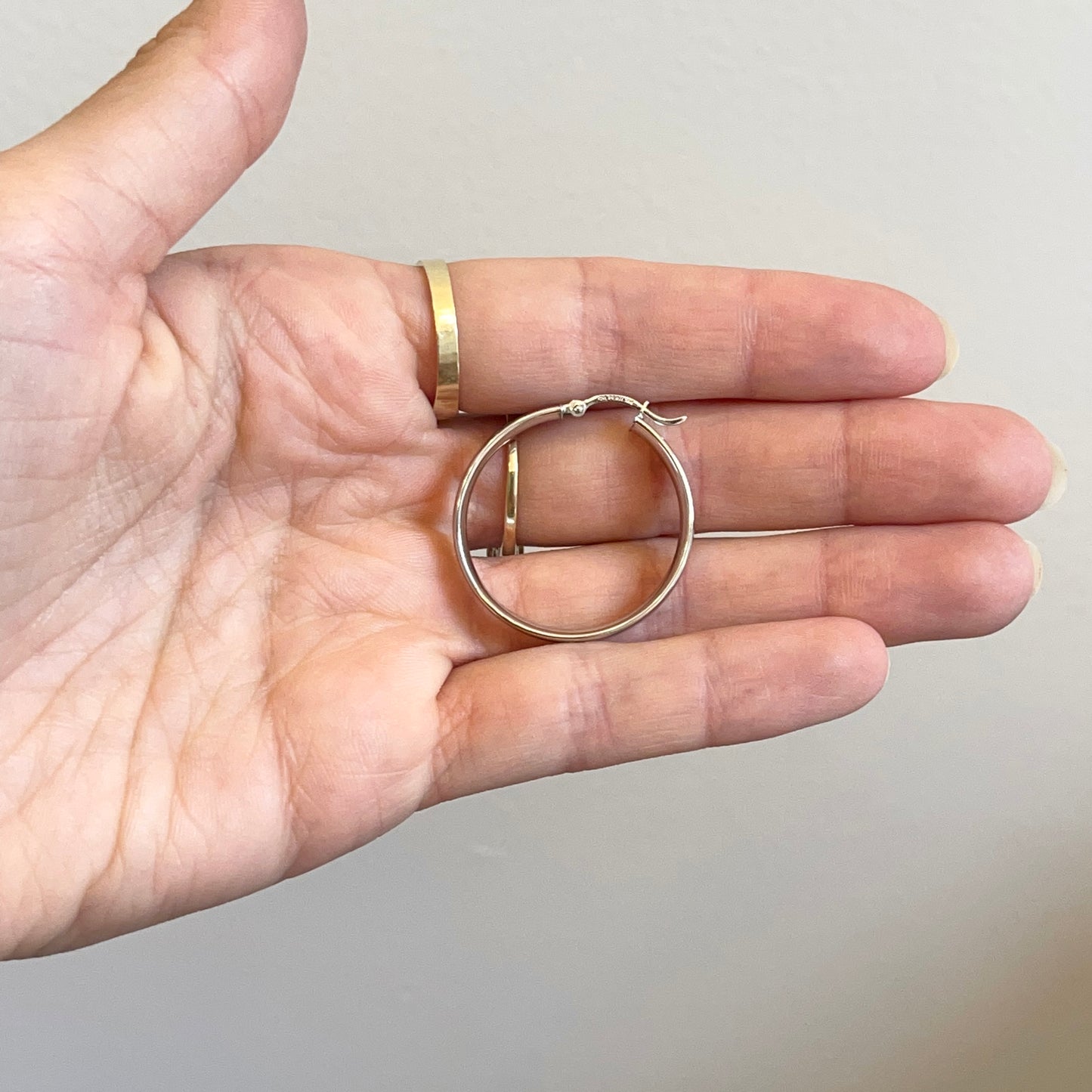 14KT White Gold 5mm Round Tube Hoop Earrings 29mm