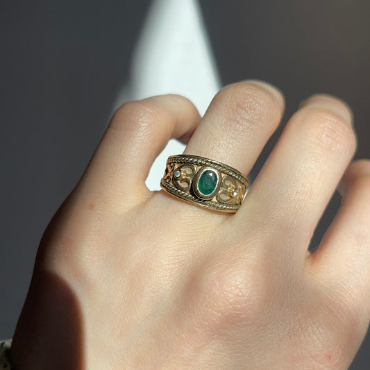 Estate 14KT Yellow Gold Byzantine Matte Emerald + Diamond Cigar Band Ring