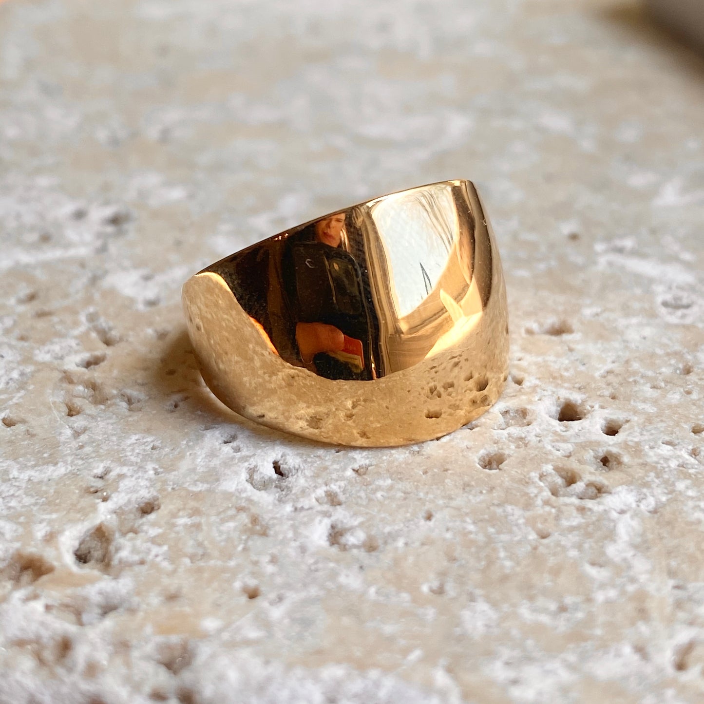 14KT Yellow Gold Domed High Polished Cigar Band Ring, 14KT Yellow Gold Domed High Polished Cigar Band Ring - Legacy Saint Jewelry