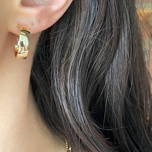 14KT Yellow Gold 6mm Round Omega Back Hoop Earrings 20mm