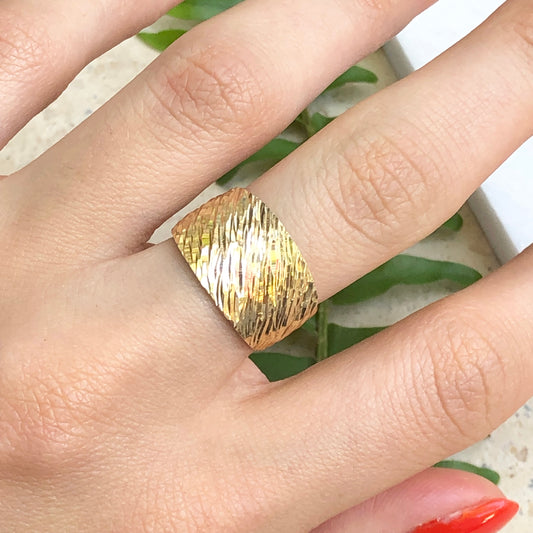 14KT Yellow Gold Wide Artistic Design Cigar Diamond-Cut Band Ring - Legacy Saint Jewelry