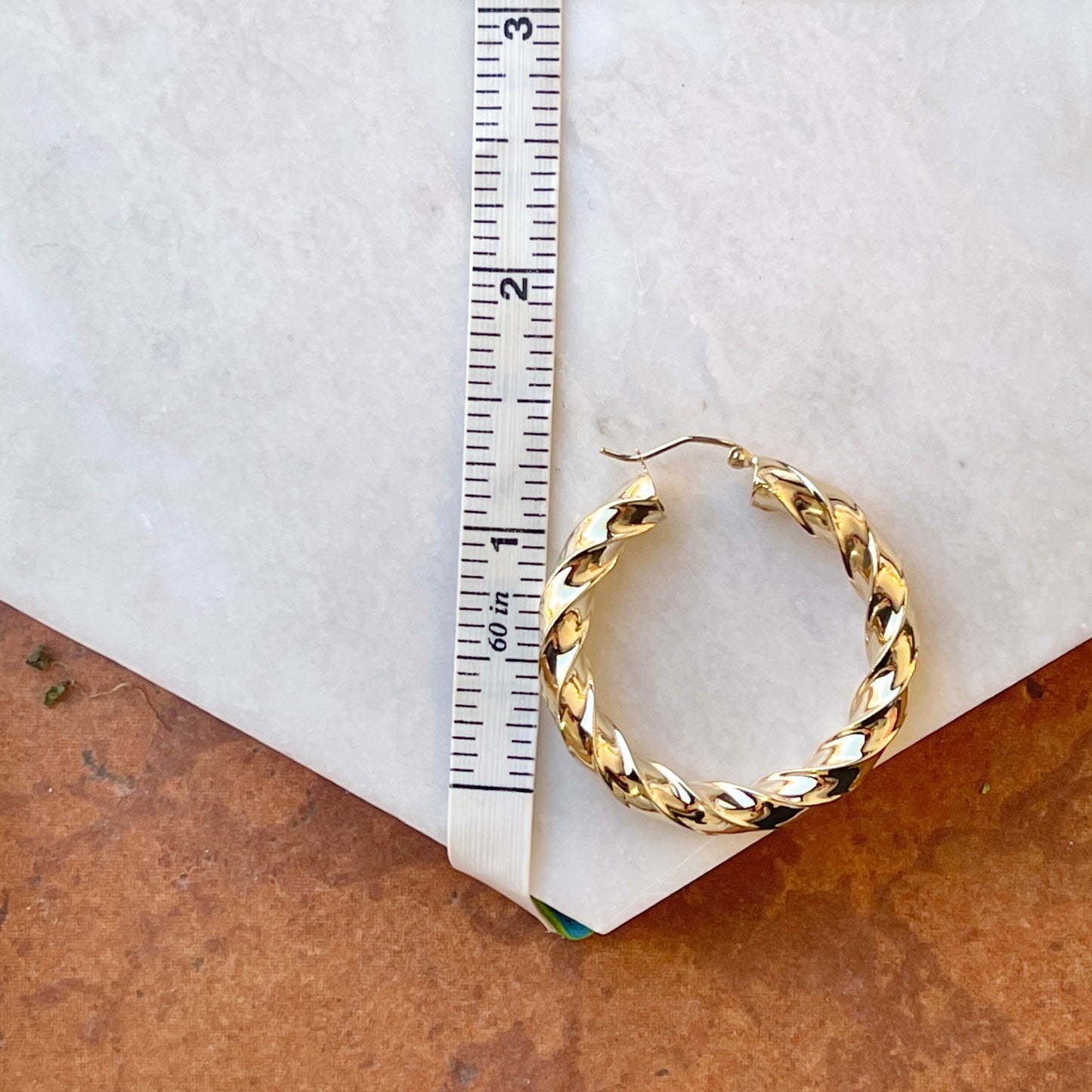 Estate 14KT Yellow Gold Polished Twisted 5mm Tube Hoop Earrings 27mm