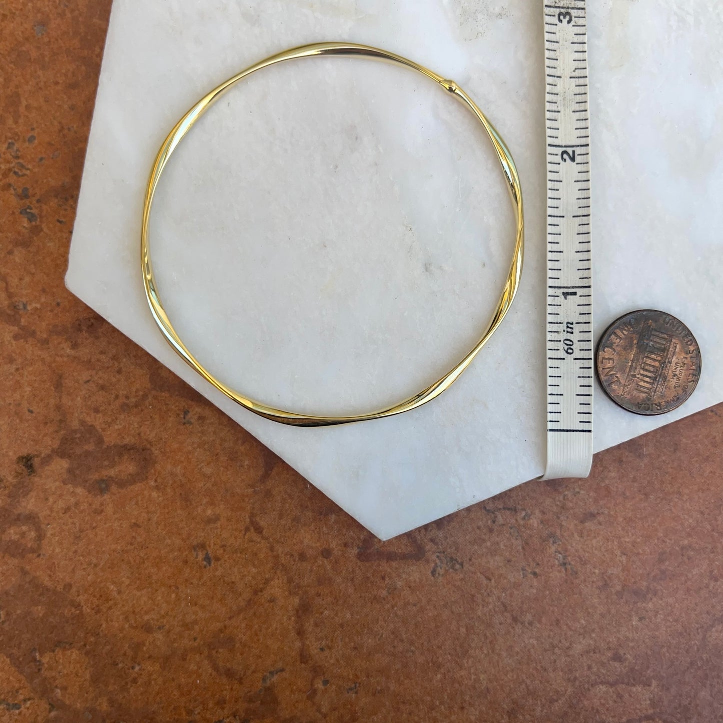 10KT Yellow Gold Twisted Round Slip On Bangle Bracelet
