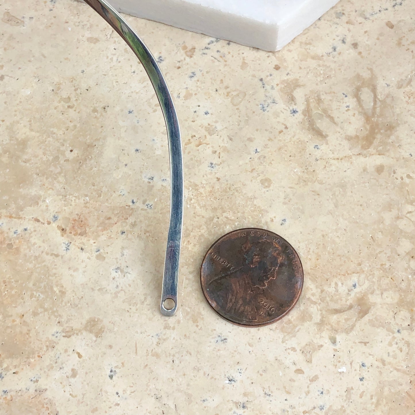 Sterling Silver Neck Wire Open Loop Collar with Hole Necklace 2.7mm, Sterling Silver Neck Wire Open Loop Collar with Hole Necklace 2.7mm - Legacy Saint Jewelry