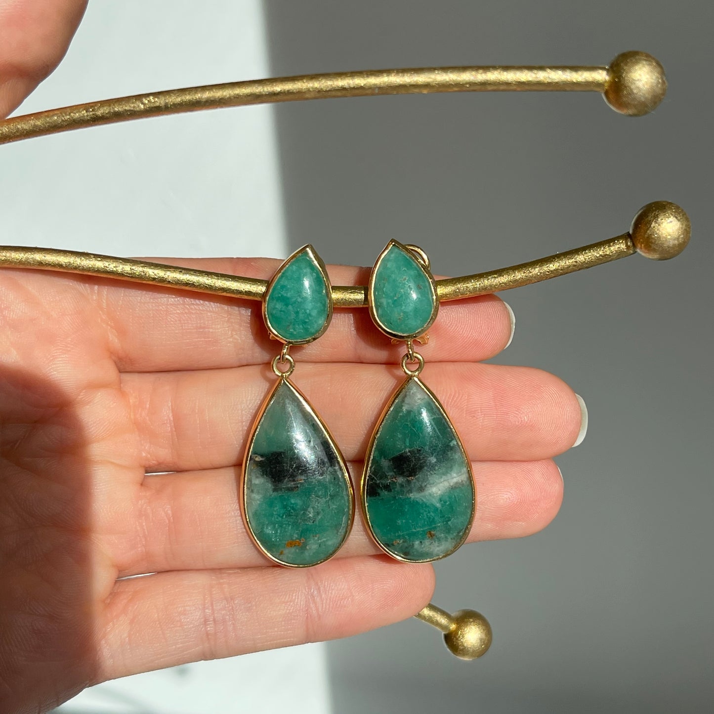 18KT Yellow Gold Cabochon Teardrop Bezel-Set Colombian Emerald Earrings - LSJ