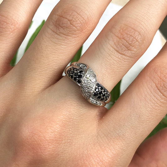 Estate 14KT White Gold Pave Black + White Diamond Cigar Band Ring Size 7, Estate 14KT White Gold Pave Black + White Diamond Cigar Band Ring Size 7 - Legacy Saint Jewelry