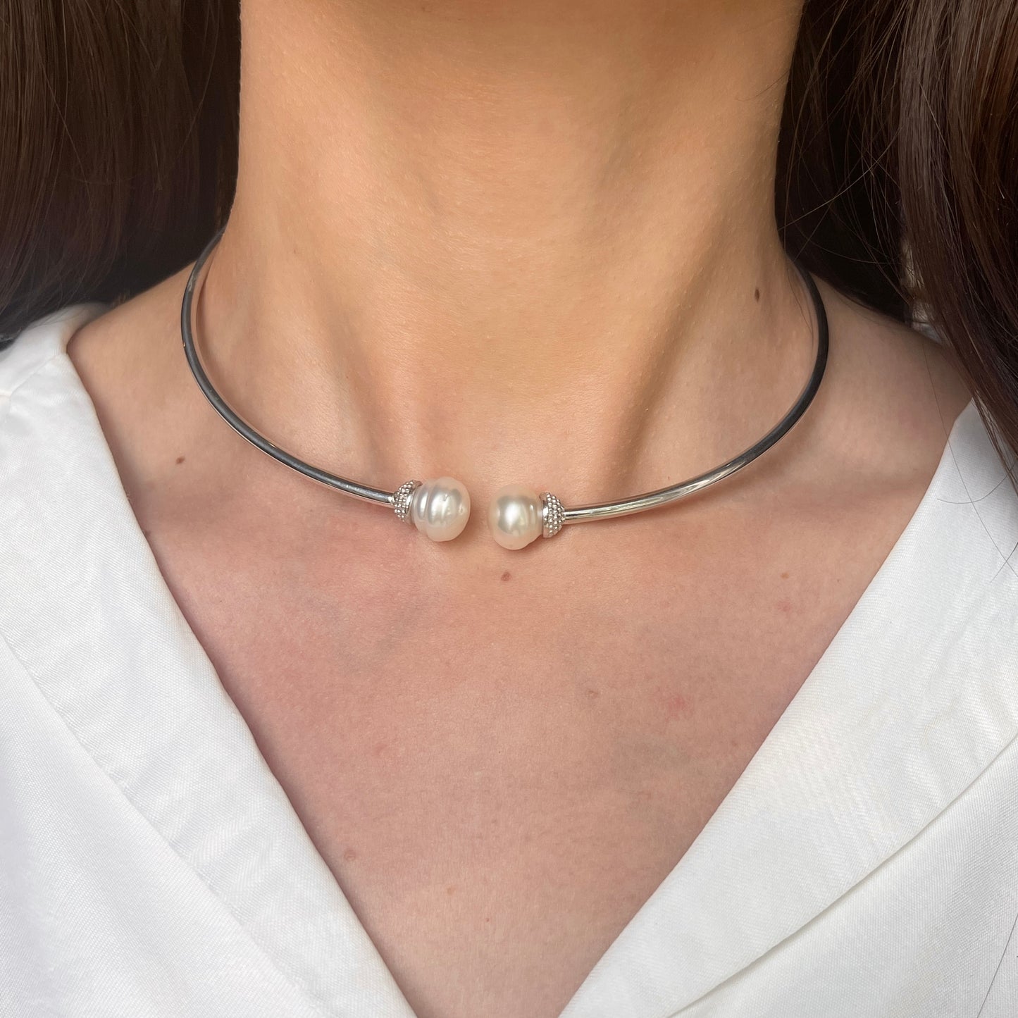 Sterling Silver Round Open Collar Paspaley Pearl Neck Wire Necklace