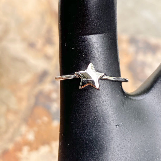 Sterling Silver Polished Star Charm Toe Ring, Sterling Silver Polished Star Charm Toe Ring - Legacy Saint Jewelry
