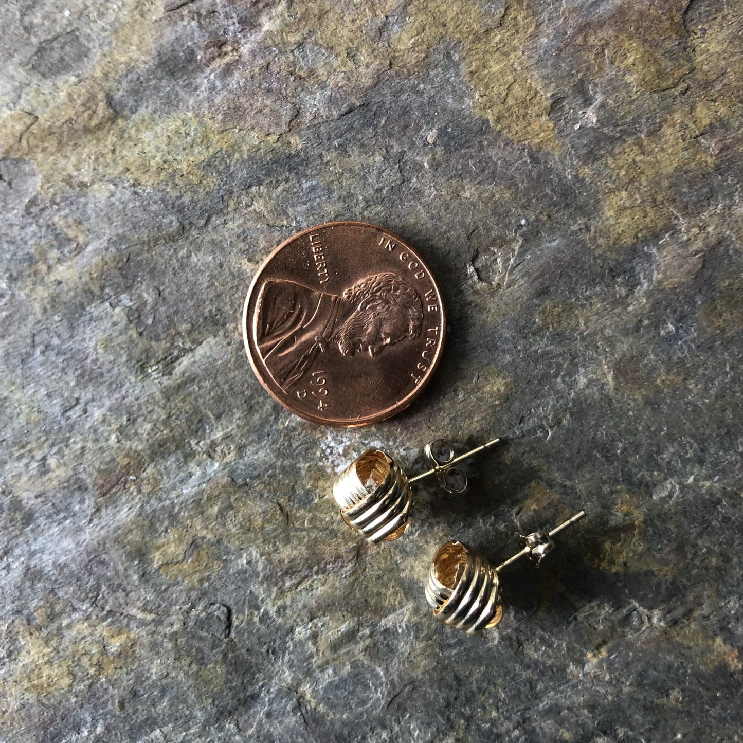 10KT Yellow Gold Ribbed Love Knot Ball Post Earrings - Legacy Saint Jewelry