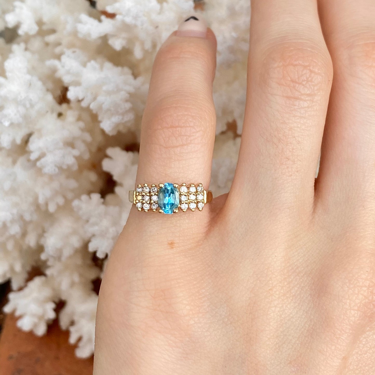 Estate 14KT Yellow Gold Oval Blue Topaz + 1/4 CT Diamond Accent Ring