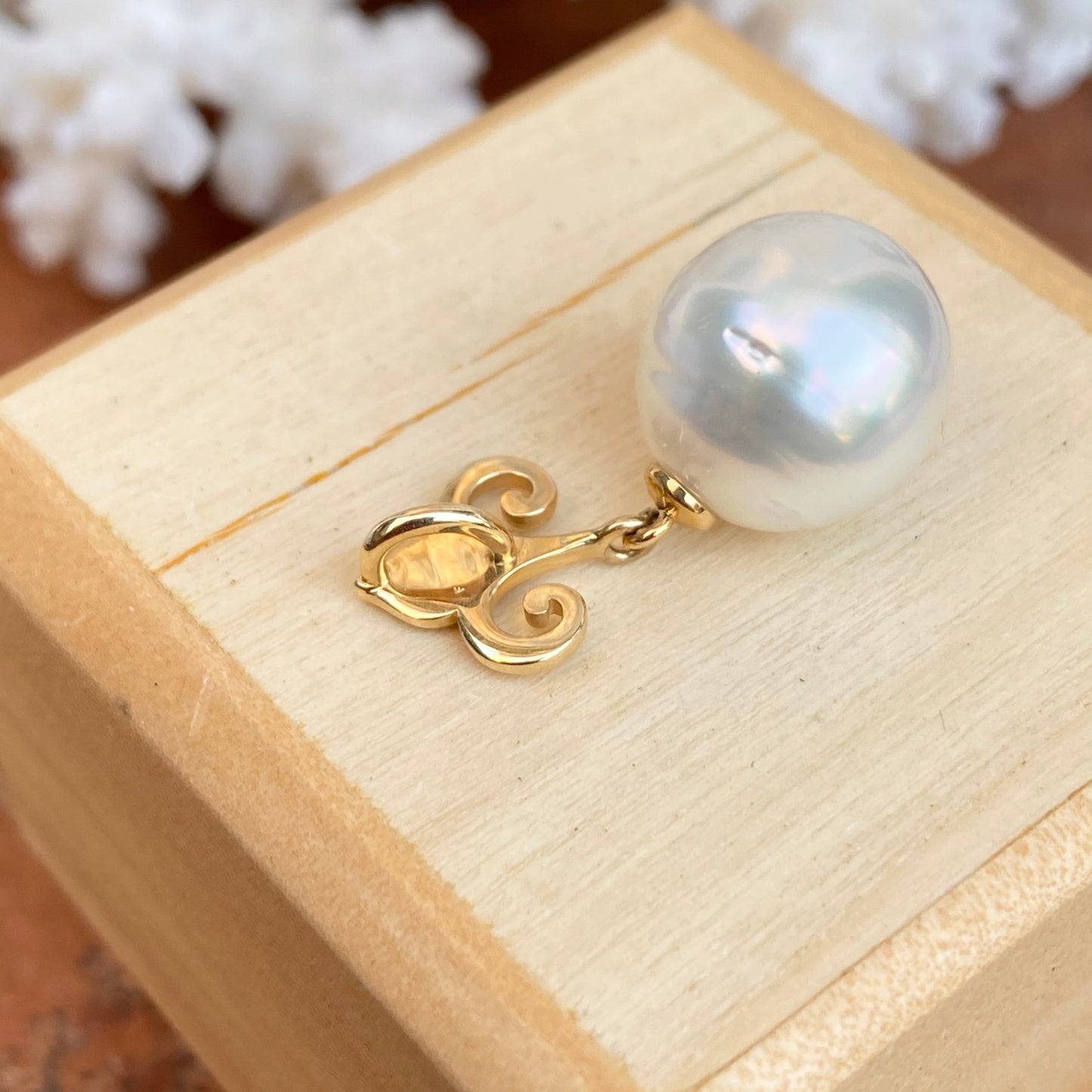 14KT Yellow Gold Fleur de Lis 11mm Paspaley South Sea Pearl Pendant Slide