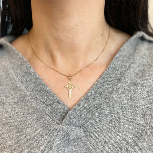 10KT Yellow Gold Celtic Claddagh Design Cross Pendant