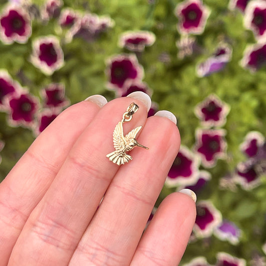 14KT Yellow Gold Flying Detailed Hummingbird Pendant