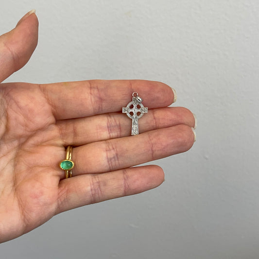 14KT White Gold Textured Celtic Eternity Circle Cross Pendant