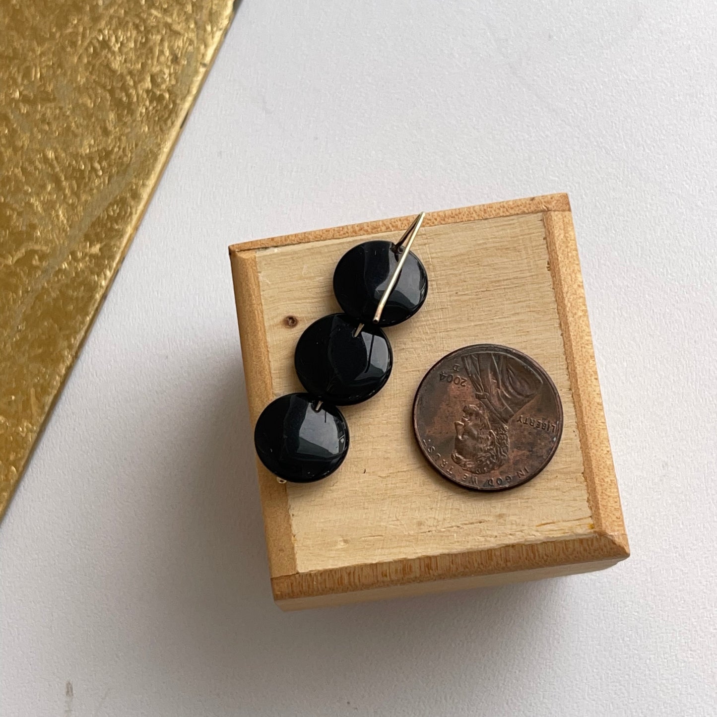 Estate 14KT Yellow Gold Triple Disc Black Onyx Dangle Earrings