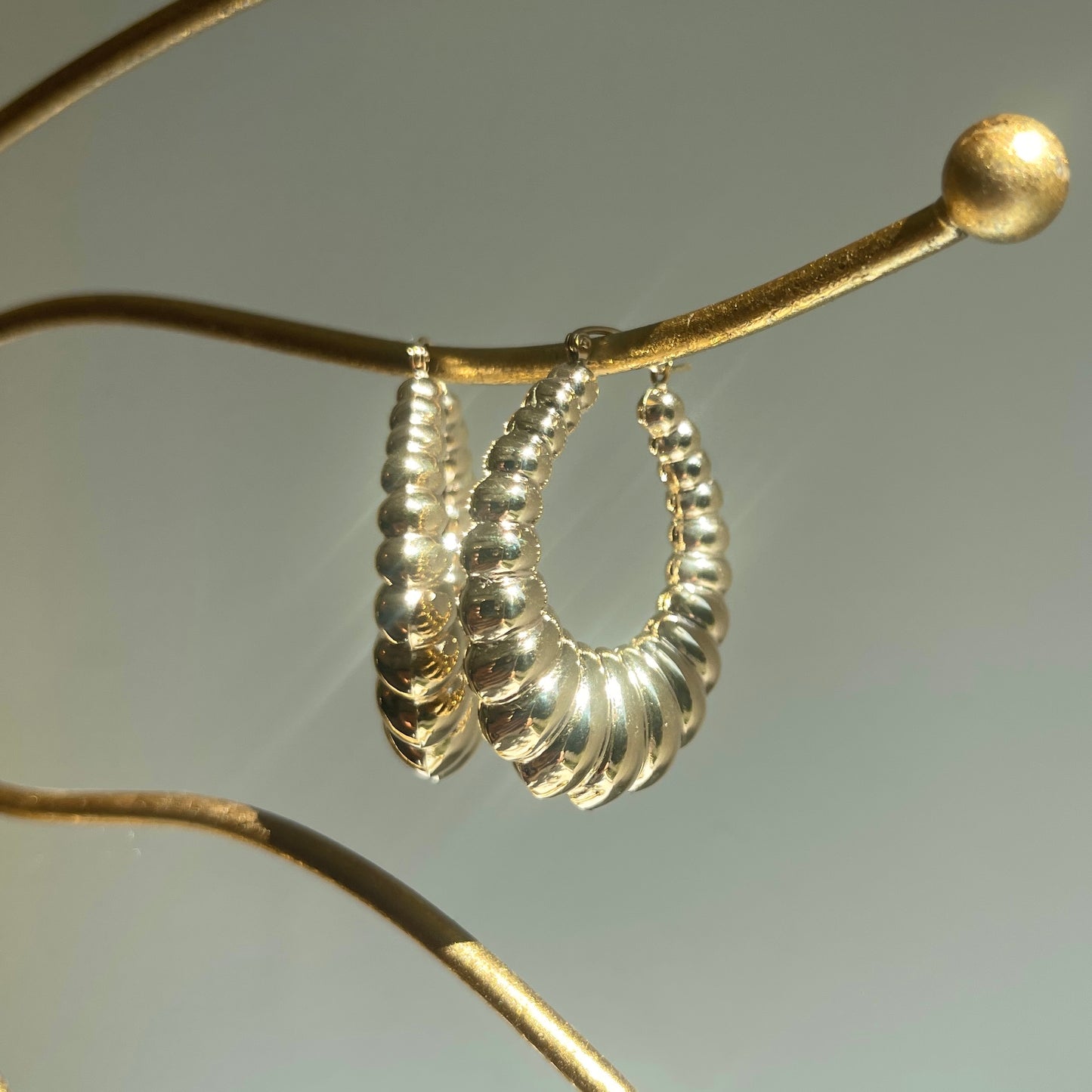 14KT Yellow Gold Scalloped Shrimp Oval Hoop Earrings 41mm