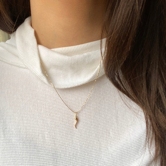 14KT Yellow Gold "Cornicello" Italian Horn Pendant Charm 20mm, 14KT Yellow Gold "Cornicello" Italian Horn Pendant Charm 20mm - Legacy Saint Jewelry