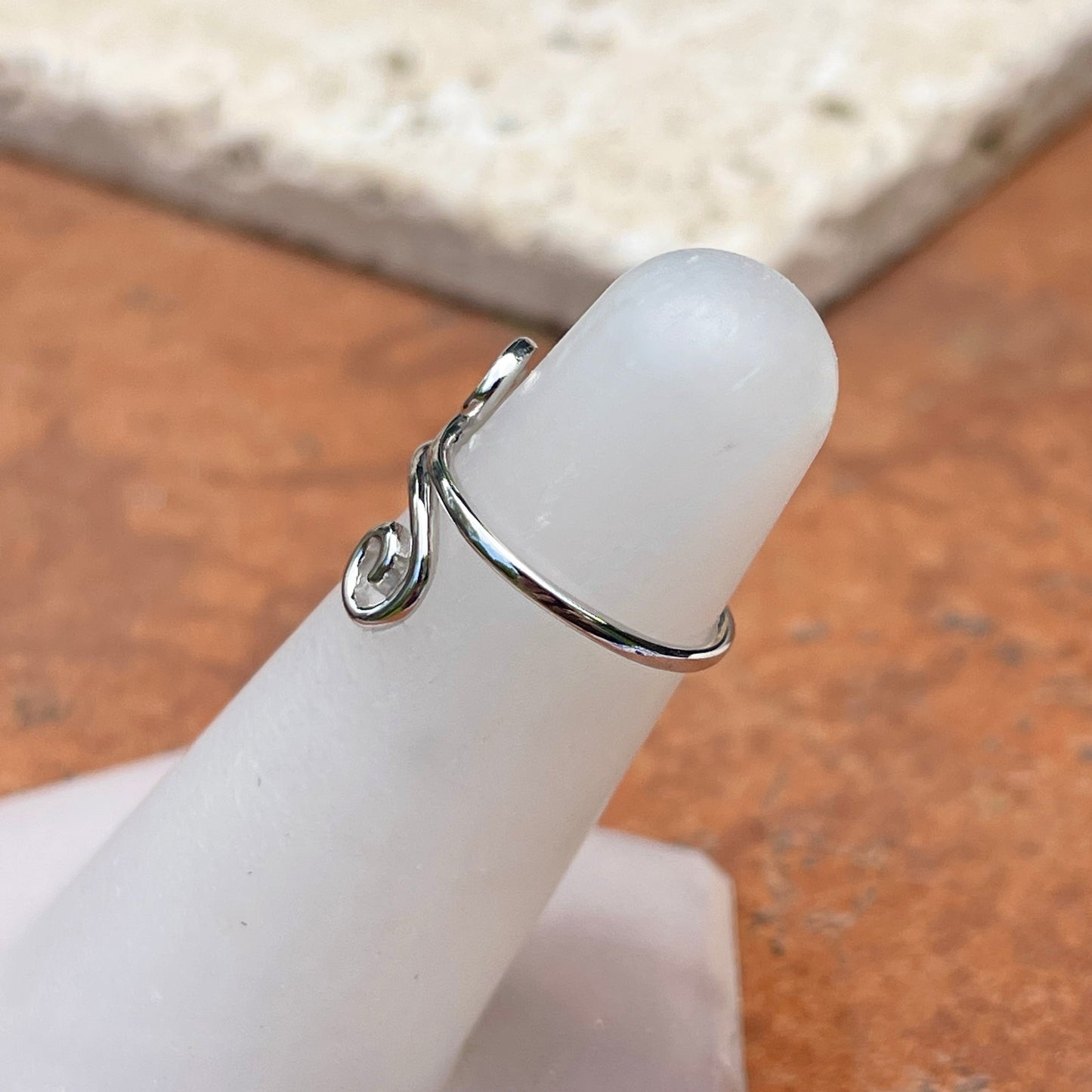 14KT White Gold Swirl Design Toe Ring