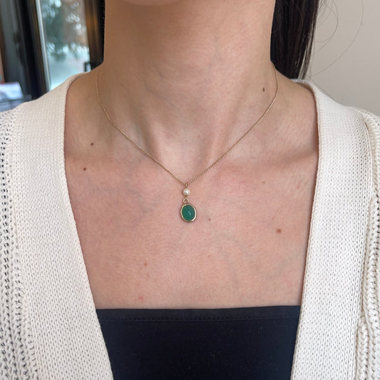 Estate 14KT Yellow Gold Carved Green Chrysoprase + Pearl Lariat Necklace