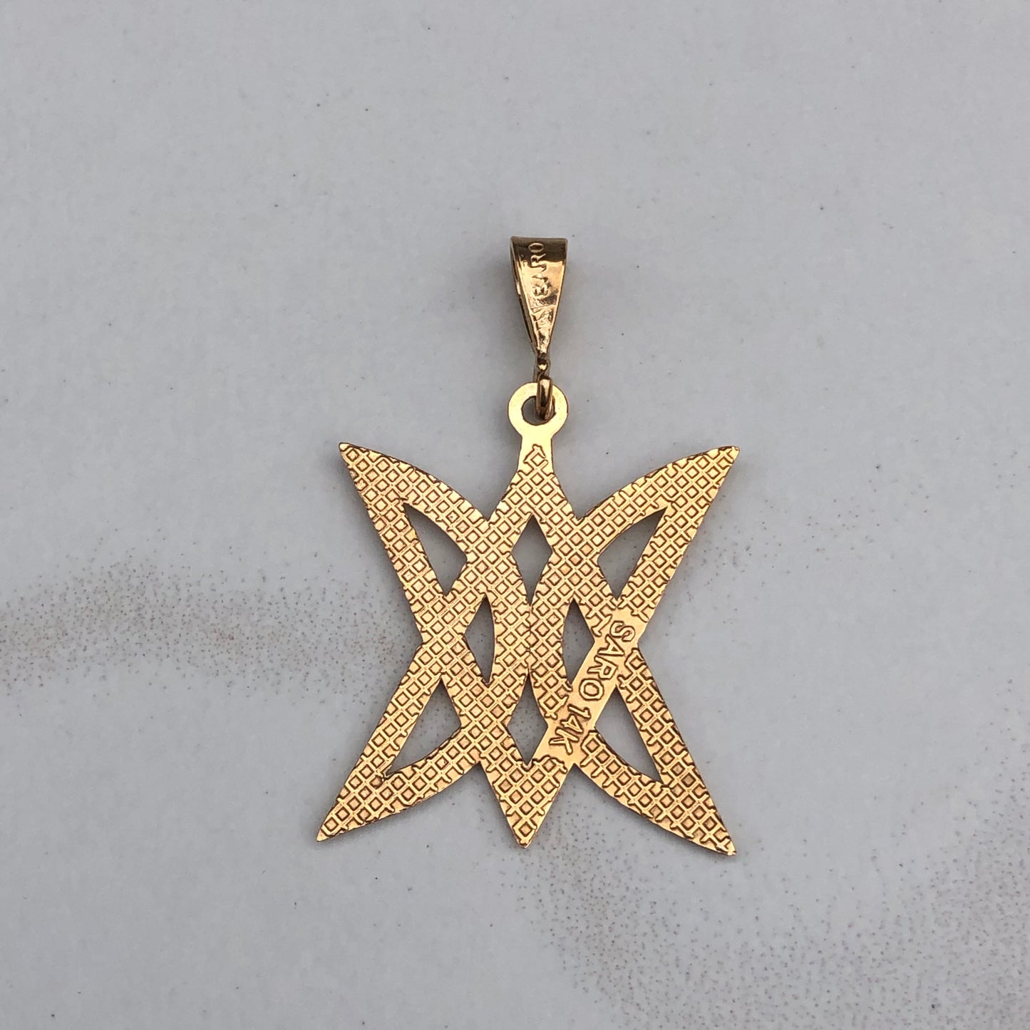 14KT Yellow Gold Celtic Trinity Triangle Pendant Charm, 14KT Yellow Gold Celtic Trinity Triangle Pendant Charm - Legacy Saint Jewelry