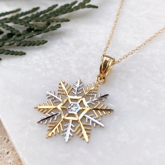 10KT Yellow Gold + White Rhodium Snowflake Pendant Chain Necklace, 10KT Yellow Gold + White Rhodium Snowflake Pendant Chain Necklace - Legacy Saint Jewelry