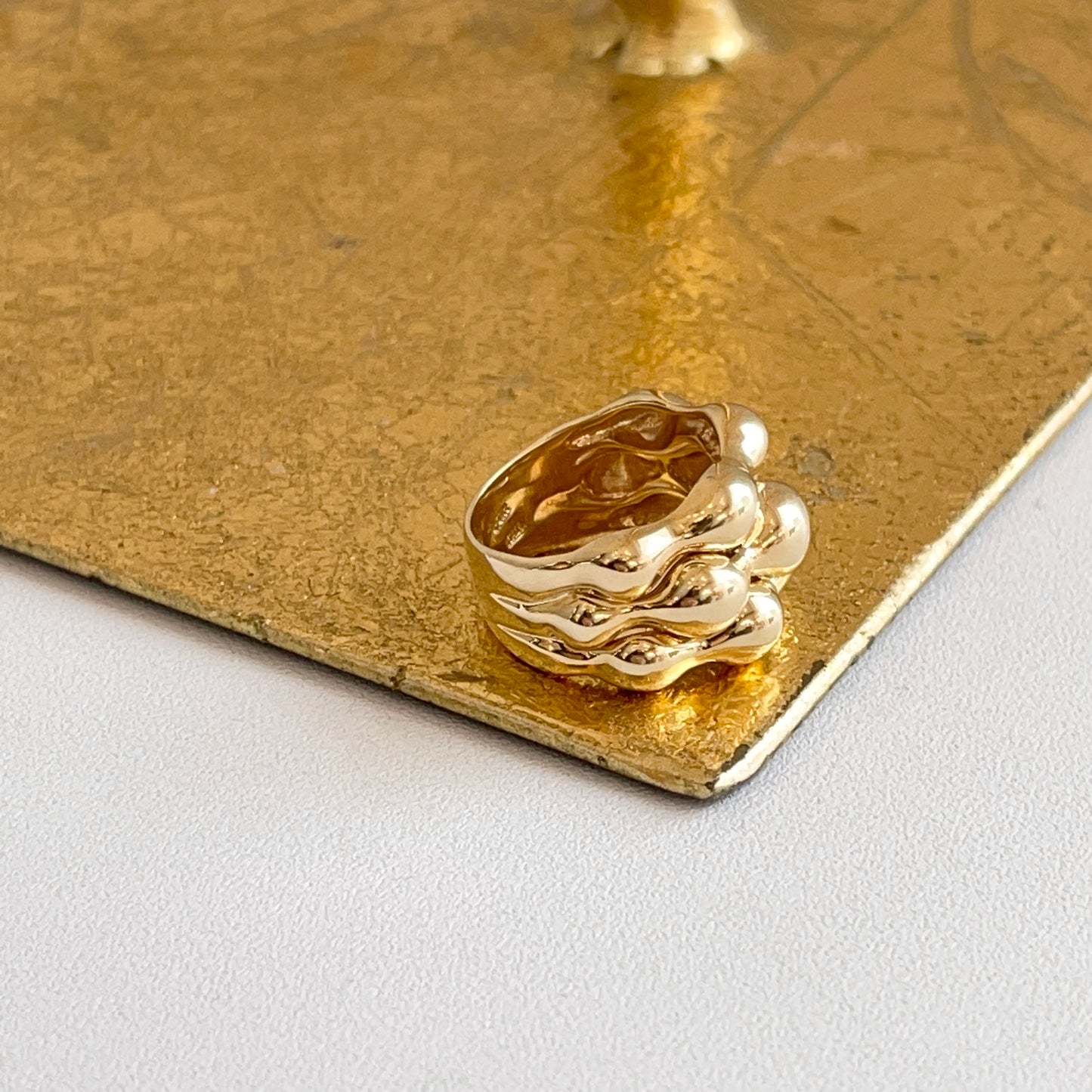 14KT Yellow Gold Wave Bubble Cigar Band Ring