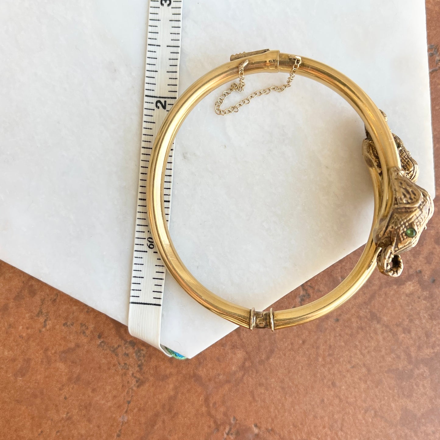 Estate 14KT Yellow Gold Double Elephant Head Emerald Eyes Bangle Bracelet