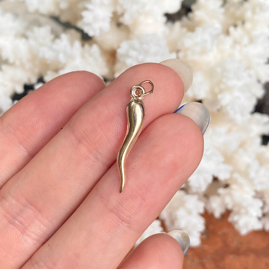 14KT Yellow Gold Italian Horn Cornicello/ Corno Pendant Charm 26mm, 14KT Yellow Gold Italian Horn Cornicello/ Corno Pendant Charm 26mm - Legacy Saint Jewelry