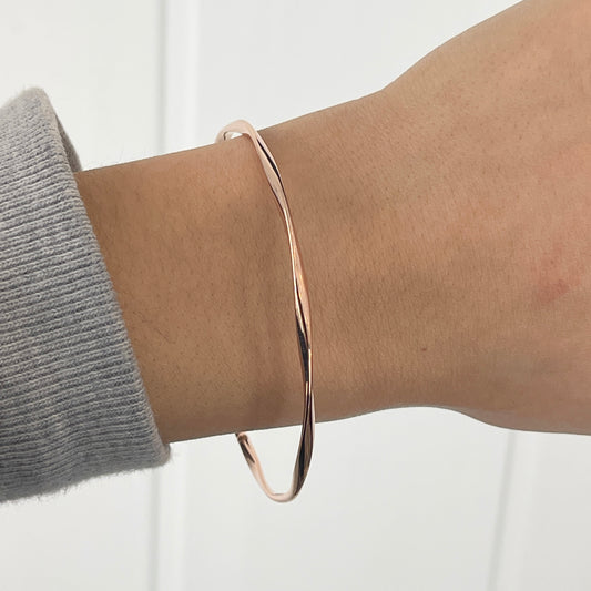 14KT Rose Gold Wave Design Slip On Bangle Bracelet
