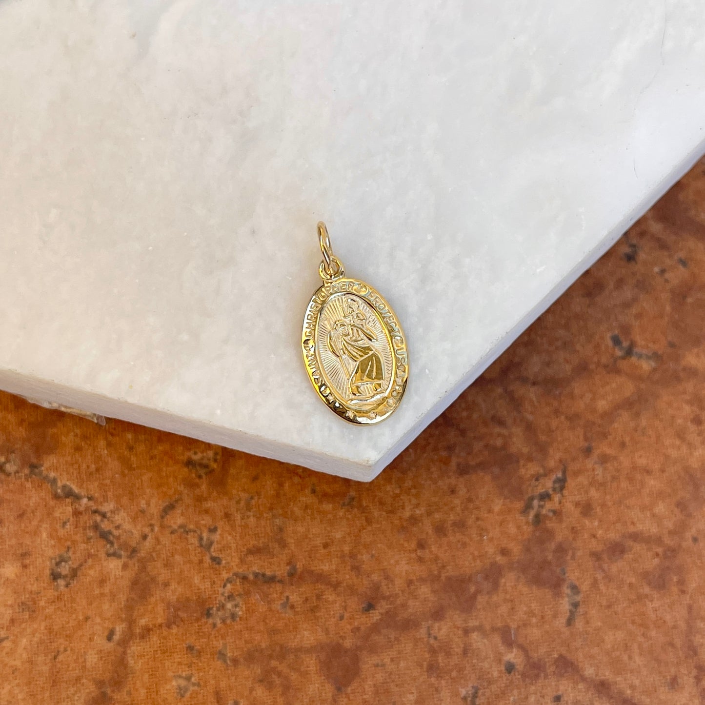 10KT Yellow Gold Oval St Christopher Medal Pendant Charm 16mm