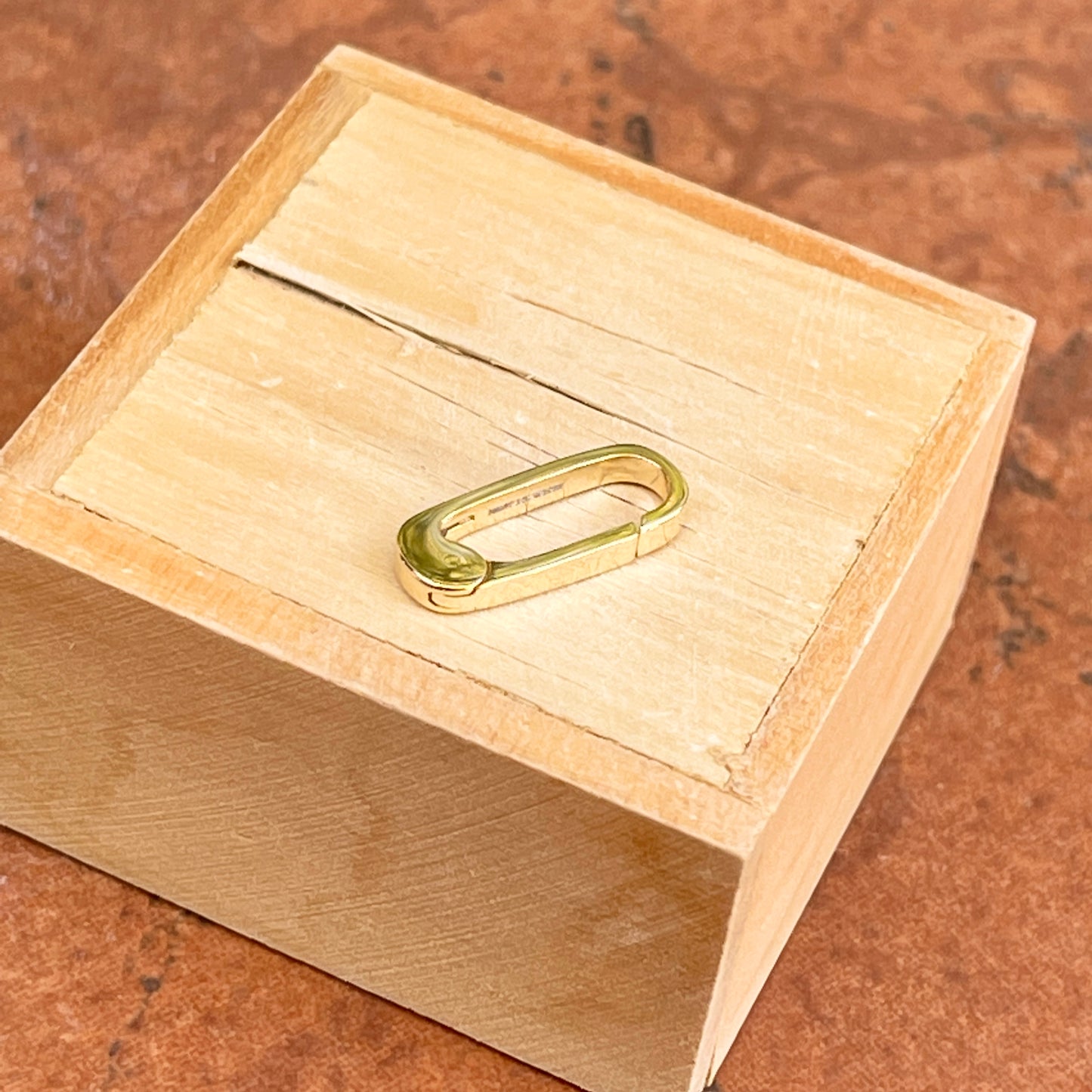 14KT Yellow Gold Elongated Oval Pendant Pearl Enhancer Clasp 10.75mm