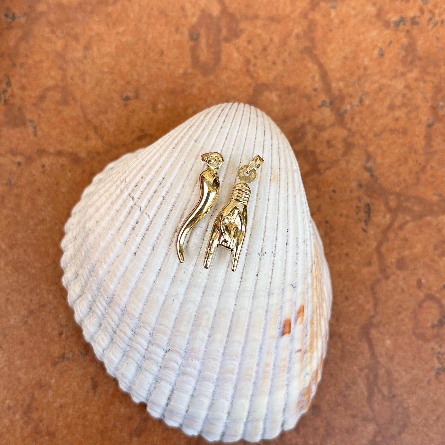 14KT Yellow Gold Corno Italian Horn + Mano Cornuto Pendant Set Medium Size