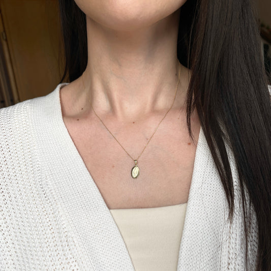 10KT Yellow Gold Polished Miraculous Medal Oval Pendant 20mm