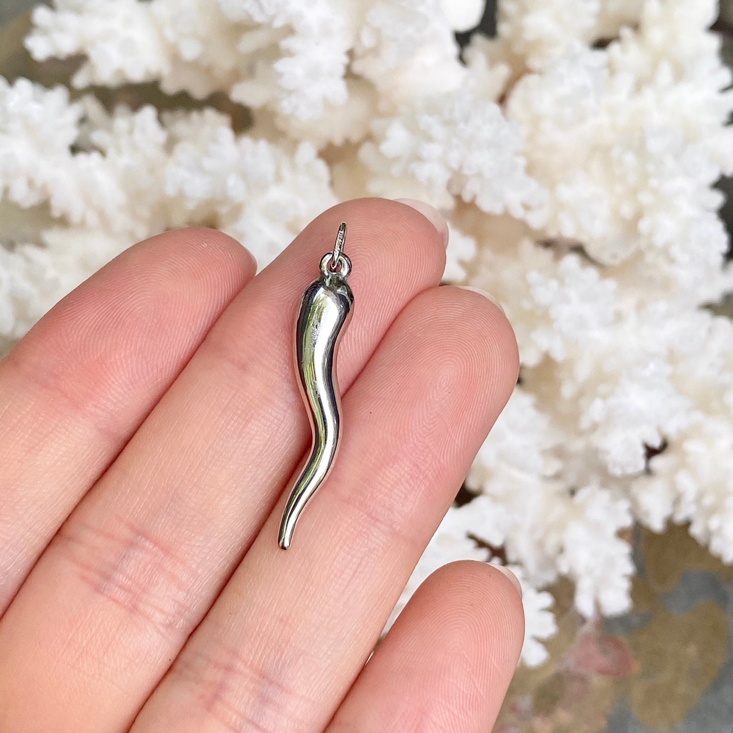 10KT White Gold 3D "Corno" Italian Horn Pendant 27mm