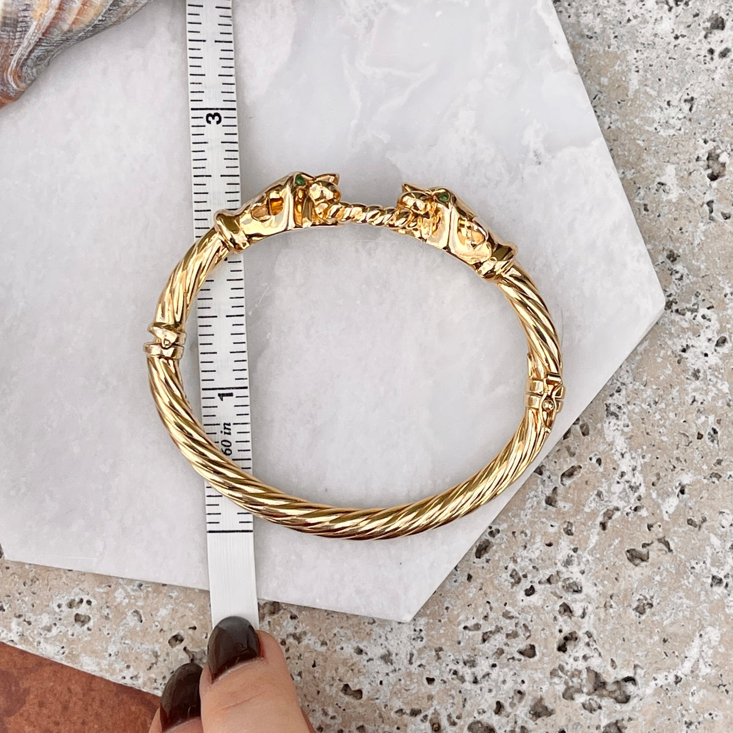 Estate 14KT Yellow Gold Double Panther Emerald Bangle Bracelet