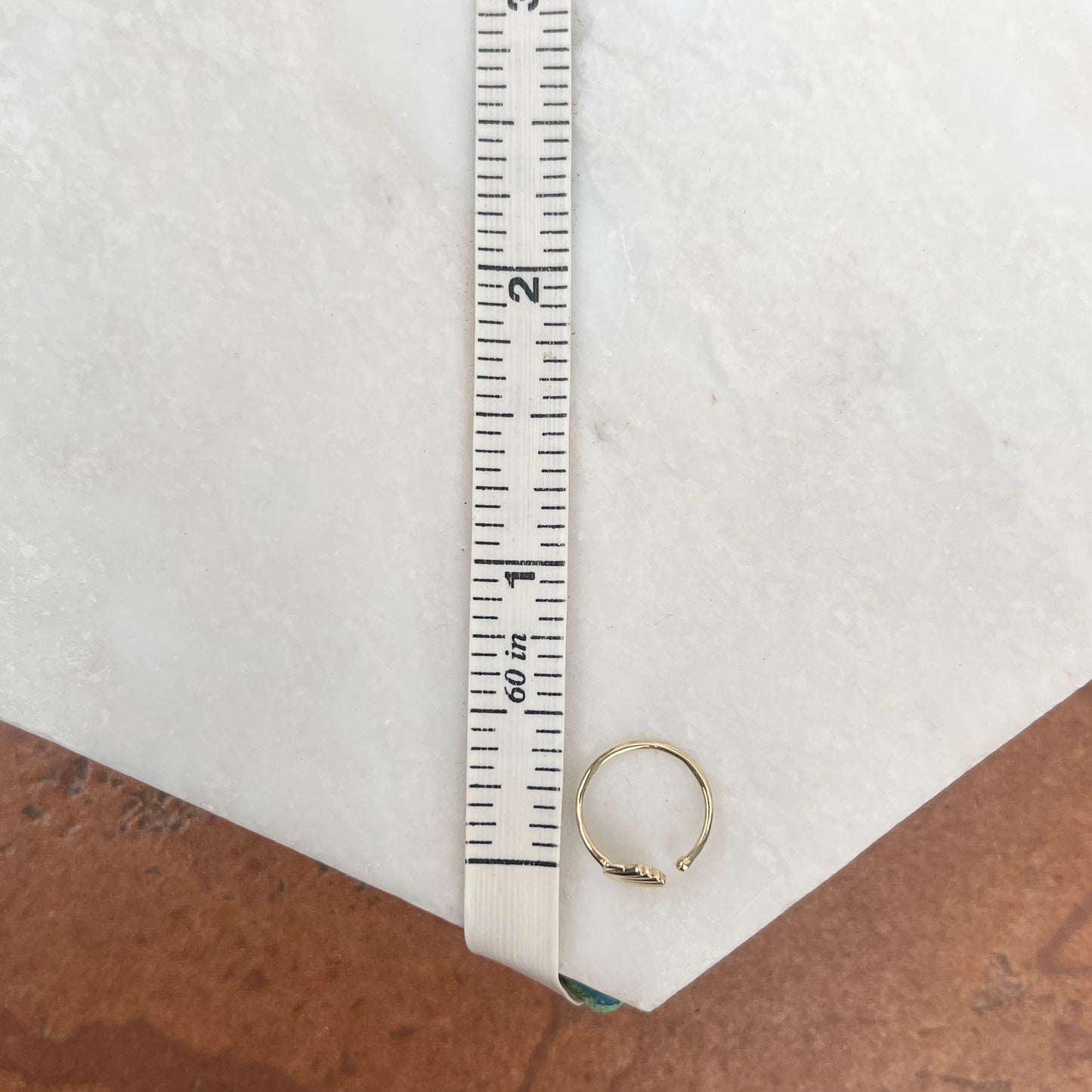 14KT Yellow Gold Detailed Sea Shell Ear Cuff Earring